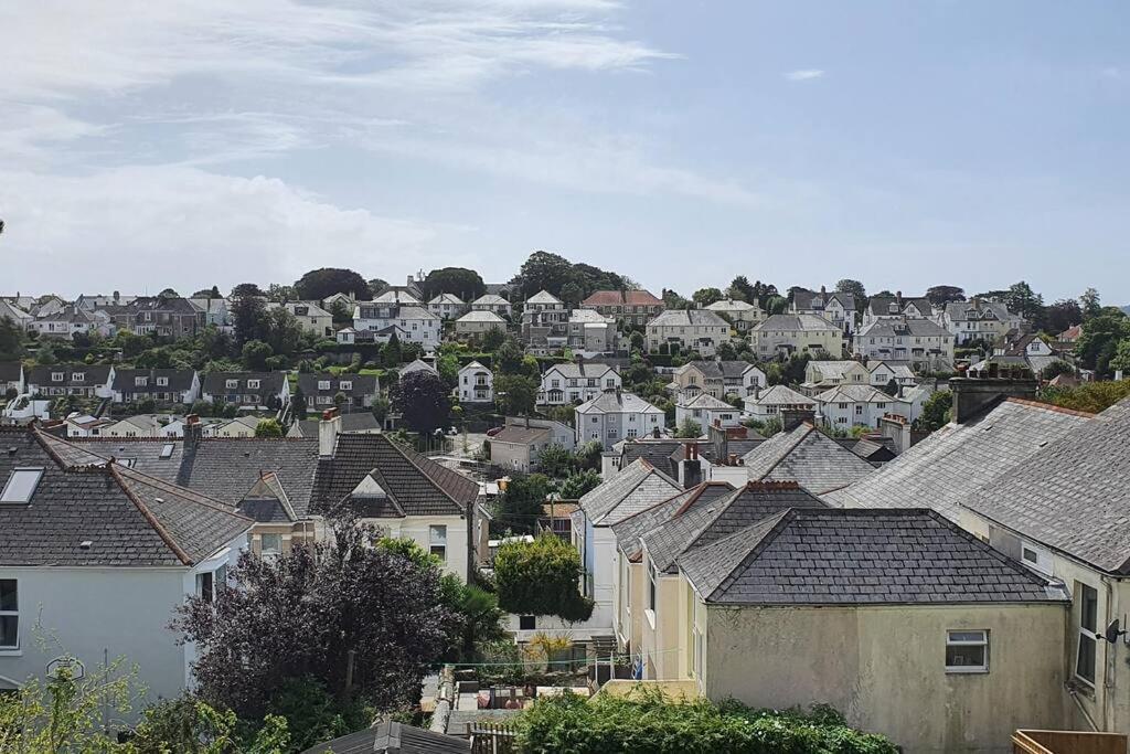 Stylish, Comfortable Apartment With Balcony Plymouth Exterior photo