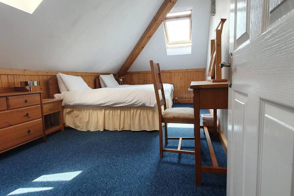 Stylish, Comfortable Apartment With Balcony Plymouth Exterior photo